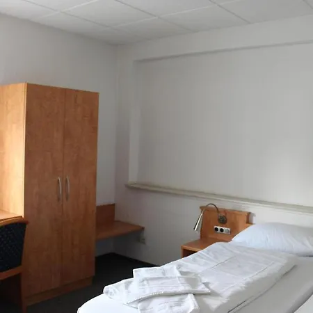Zum Ritter Hotel 2*